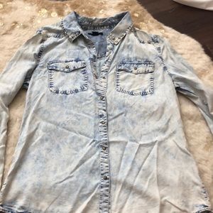 Denim shirt